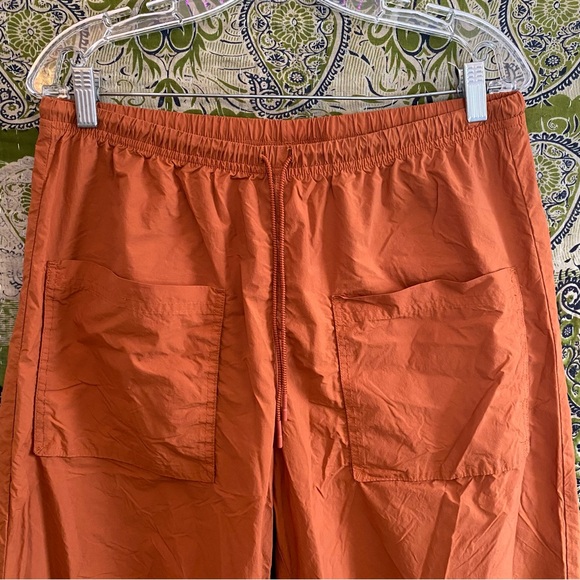 Free People Movement Red Earth Fly By Night Woven Pants Size Medium - Picture 3 of 16